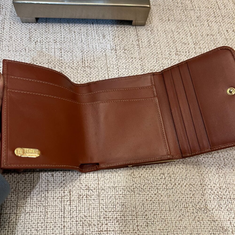 Vintage Fendi Zucca Bifold Wallet - Picture 5 of 13